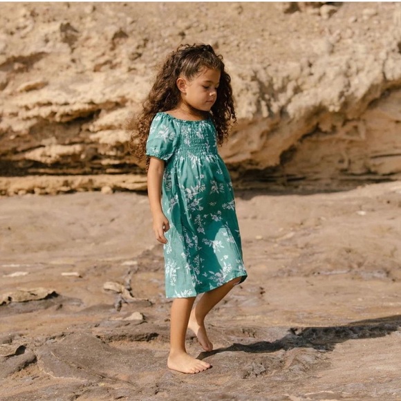 Yireh smocked dress - Picture 3 of 3